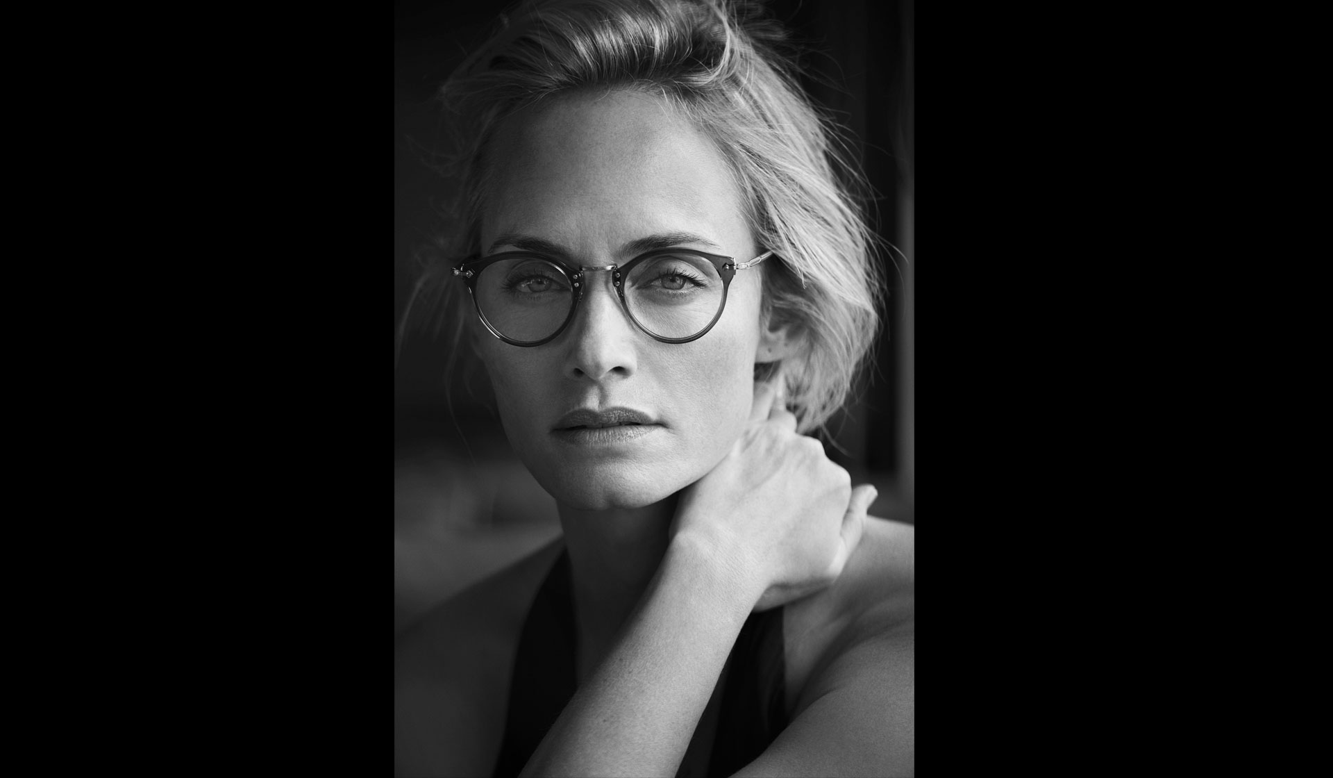 The Eye Bar - oliver peoples